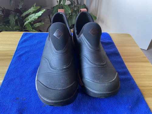 Muck waterproof ankle boot - muck,